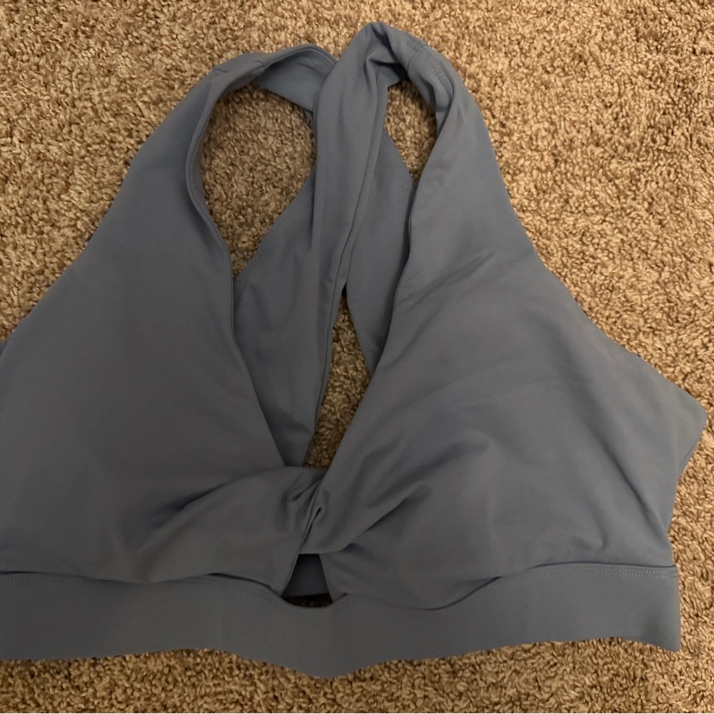 Fabletics Oasis Twist Medium Impact Sports Bra Gray Blue Sports Bra